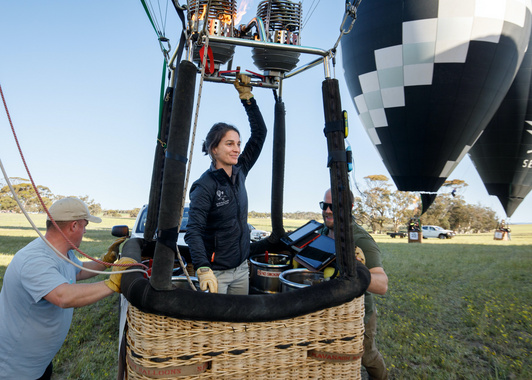 Nicola Scaife balloon pilot